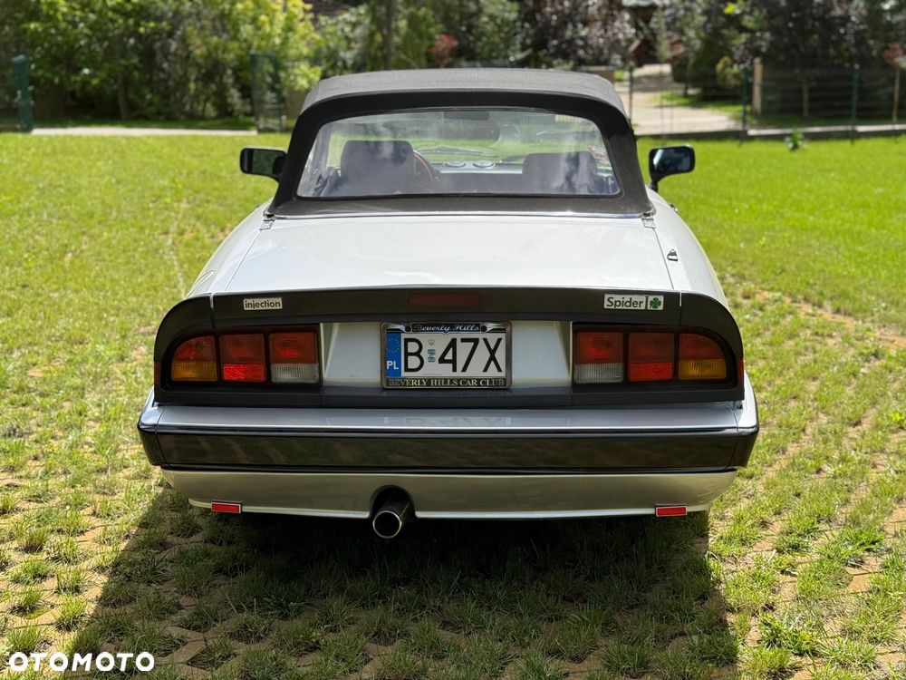 Alfa Romeo Spider 2.0 - 6