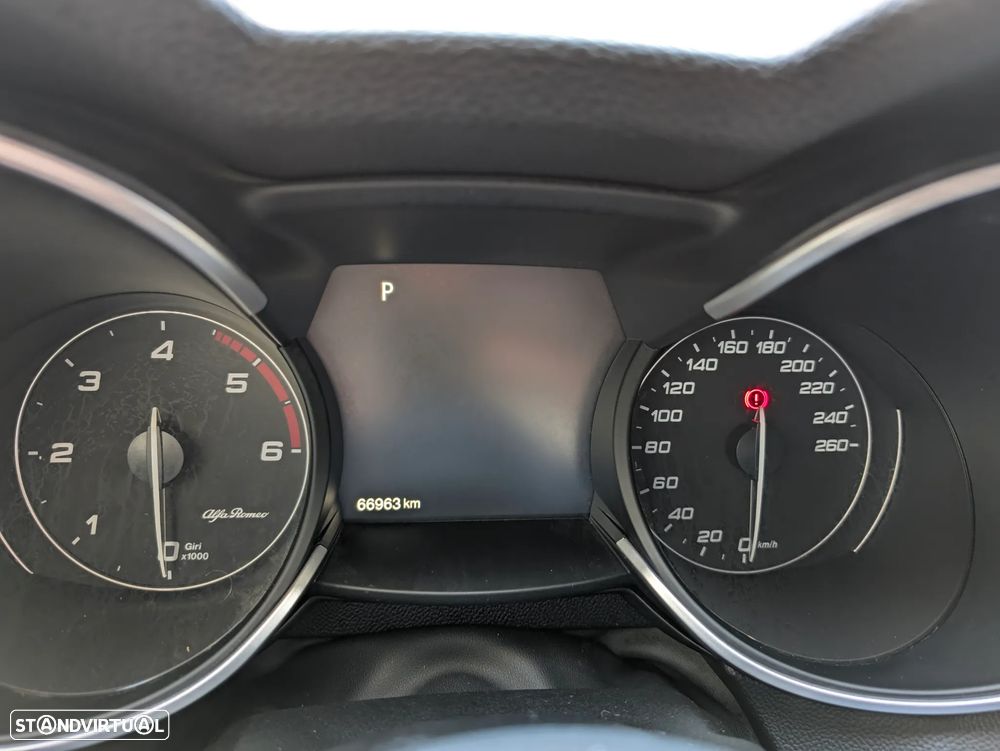 Alfa Romeo Stelvio 2.2 D Sprint AT8 - 20