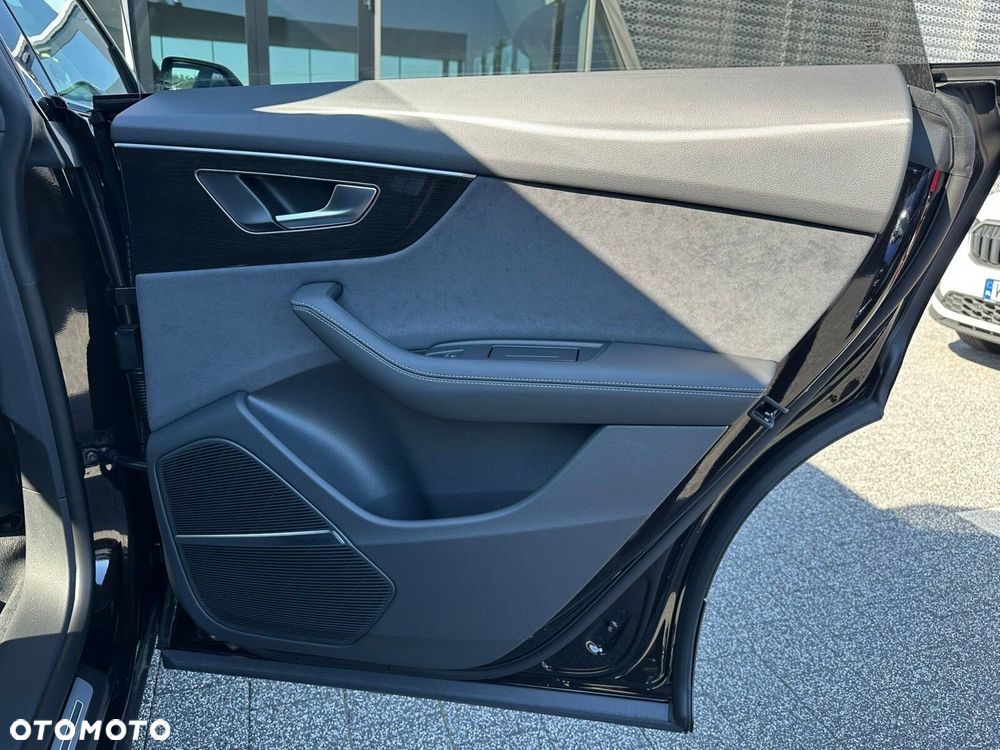 Audi Q8 - 26