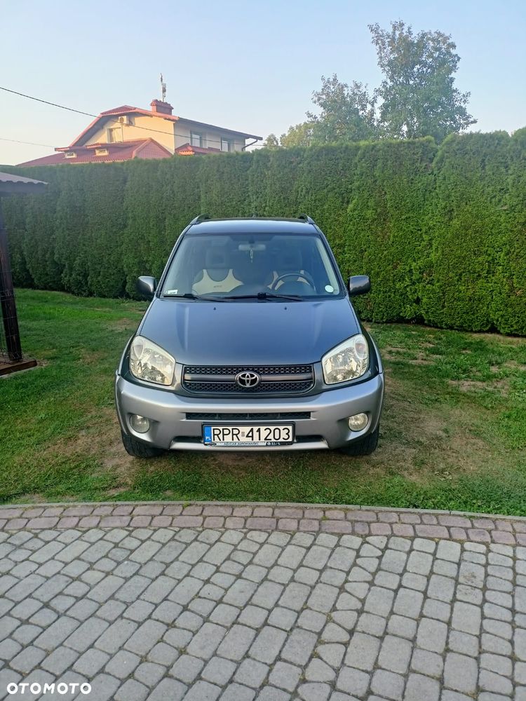 Toyota RAV4 - 5