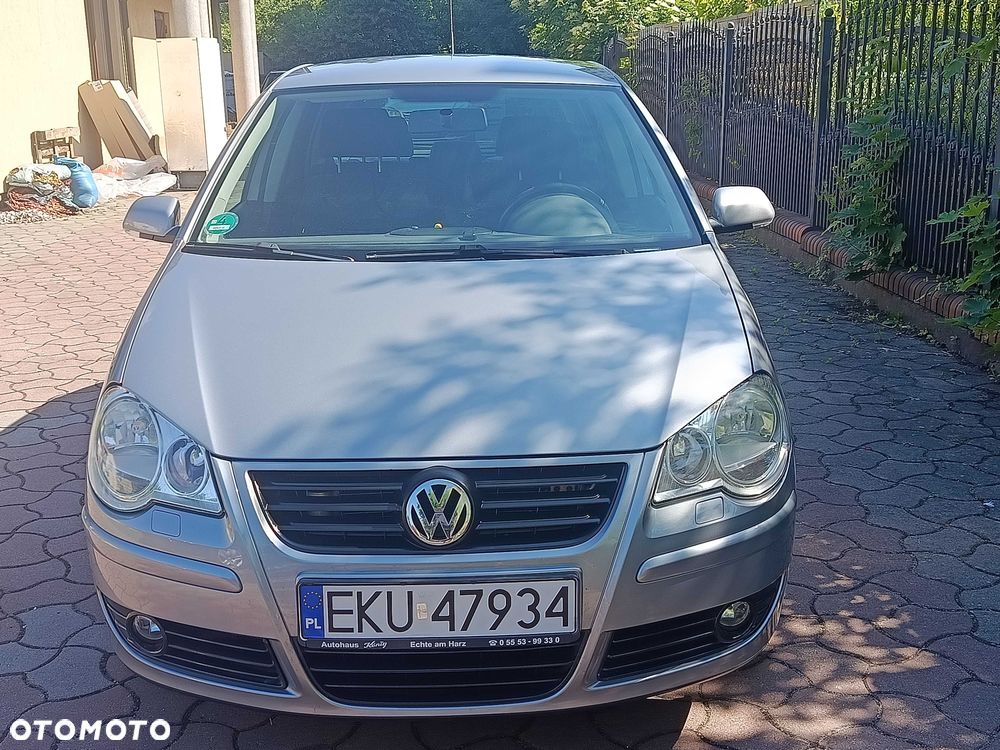 Volkswagen Polo - 1
