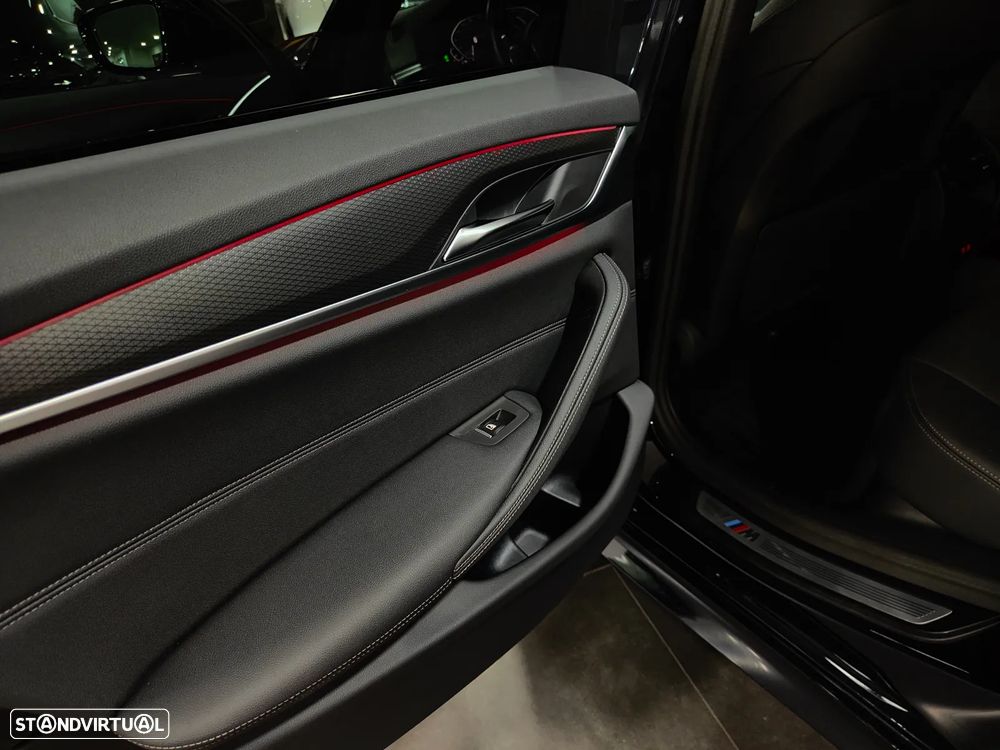 BMW 530 e Pack Desportivo M - 42