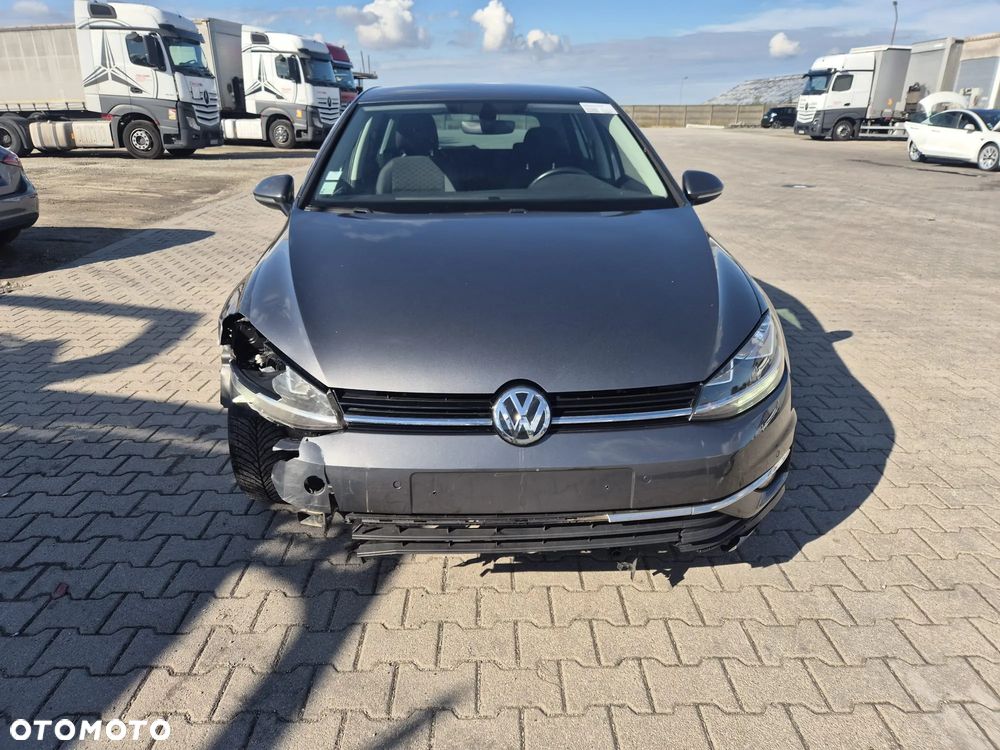 Volkswagen Golf 1.6 TDI SCR DSG Comfortline - 5