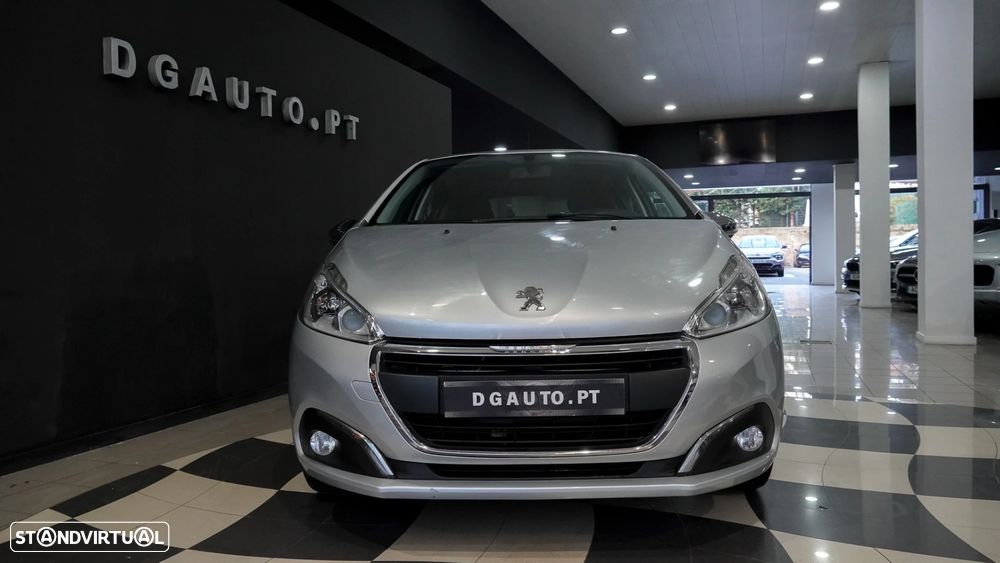 Peugeot 208 1.2 PureTech Style - 8