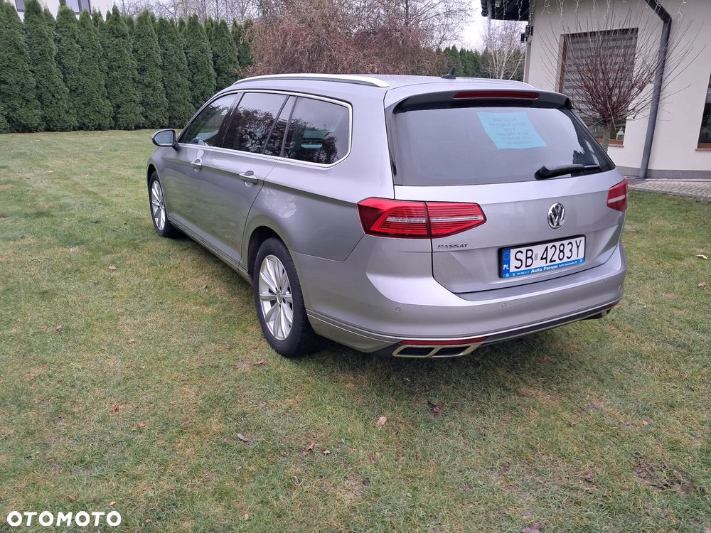 Volkswagen Passat 2.0 TDI SCR Highline DSG - 2