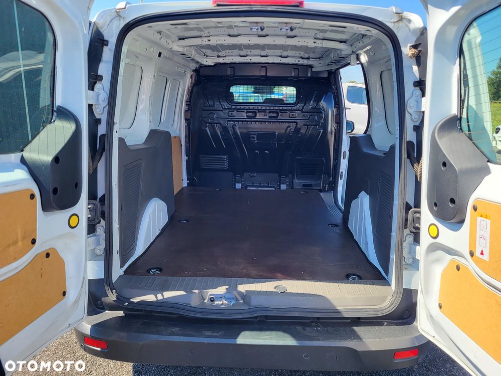 Ford Transit Connect - 17