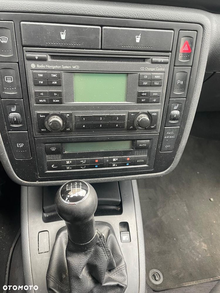 Volkswagen Sharan - 8