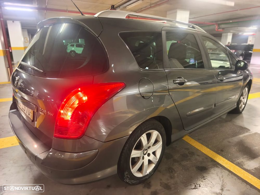 Peugeot 308 SW 1.6 e-HDi Allure CVM6 - 40
