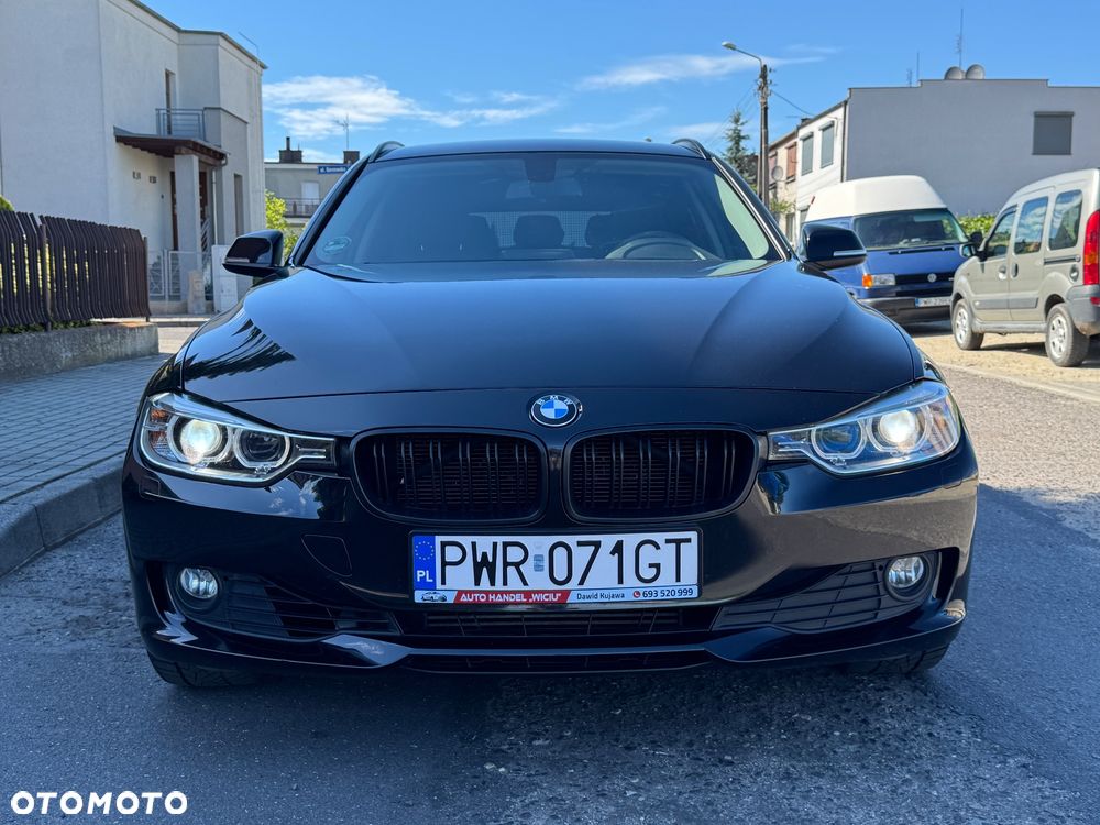 BMW Seria 3 318d - 19