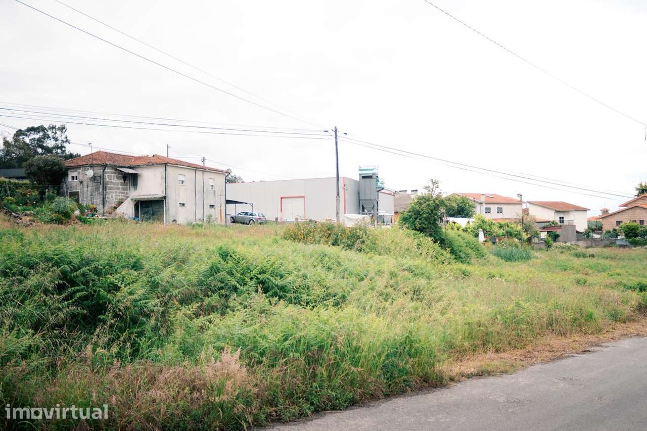 Lote de Terreno  Venda em Lustosa e Barrosas (Santo Estêvão),Lousada - Grande imagem: 5/11