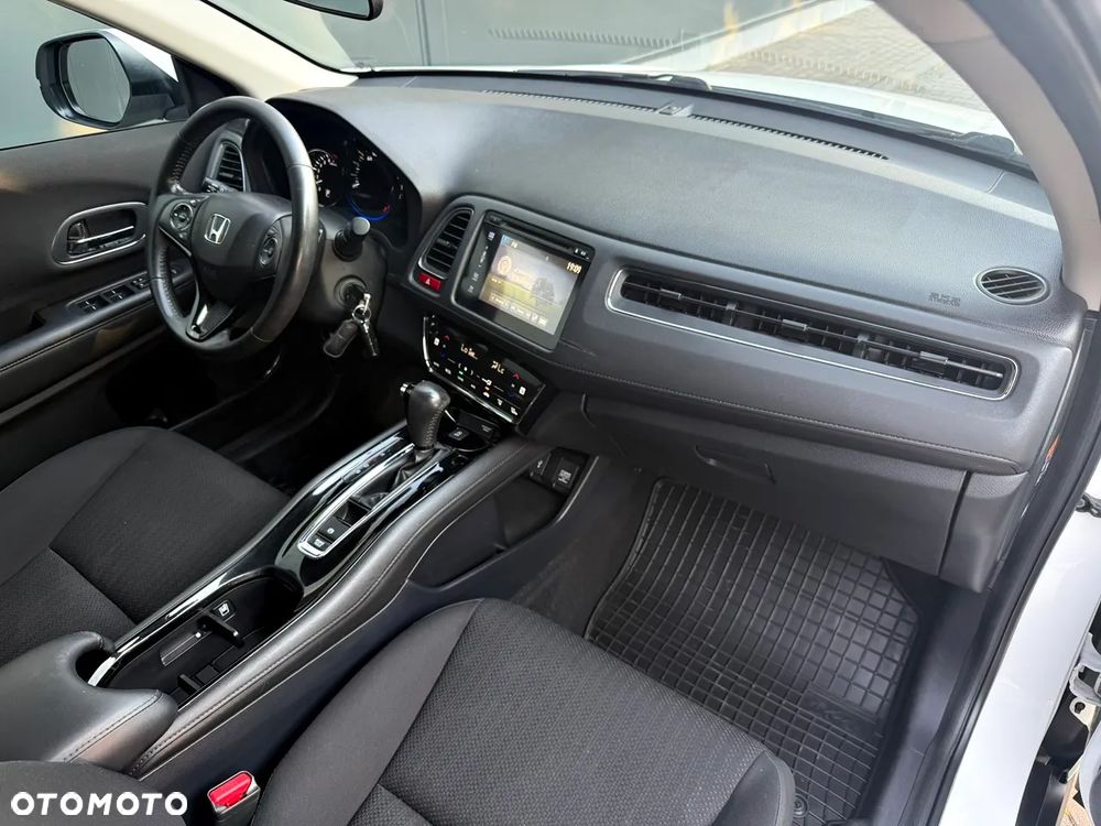 Honda HR-V 1.5 i-VTEC CVT Elegance - 12