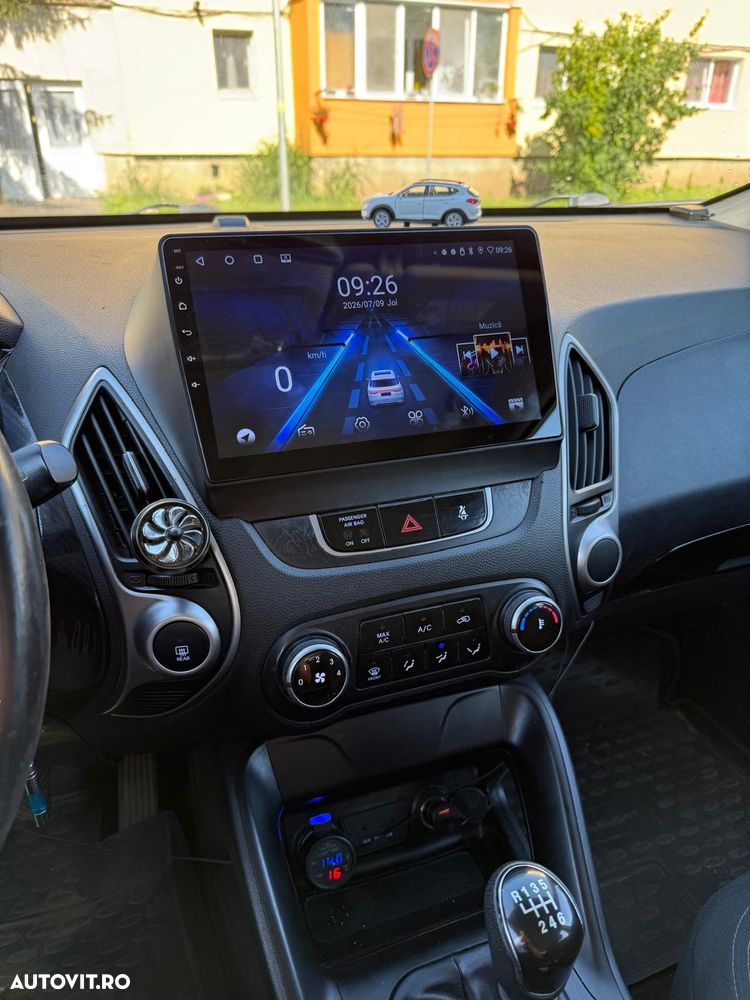 Hyundai ix35 1.7 CRDI 2WD Comfort - 2