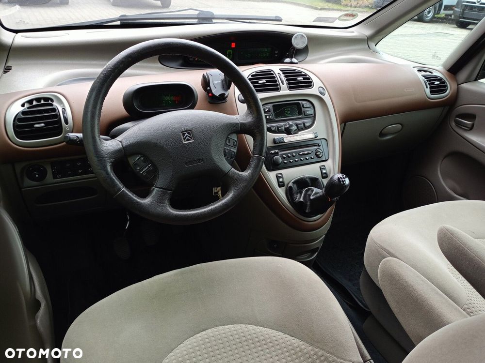 Citroën Xsara Picasso 1.8i 16V Exclusive - 10