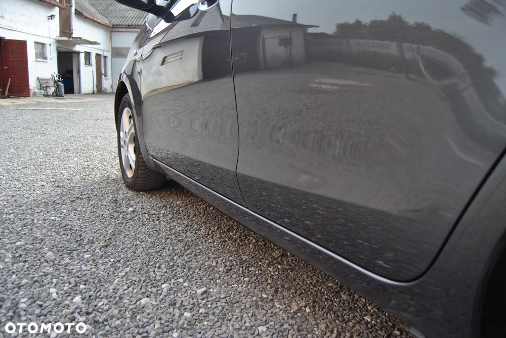 Toyota Yaris 1.33 VVT-i Executive - 21