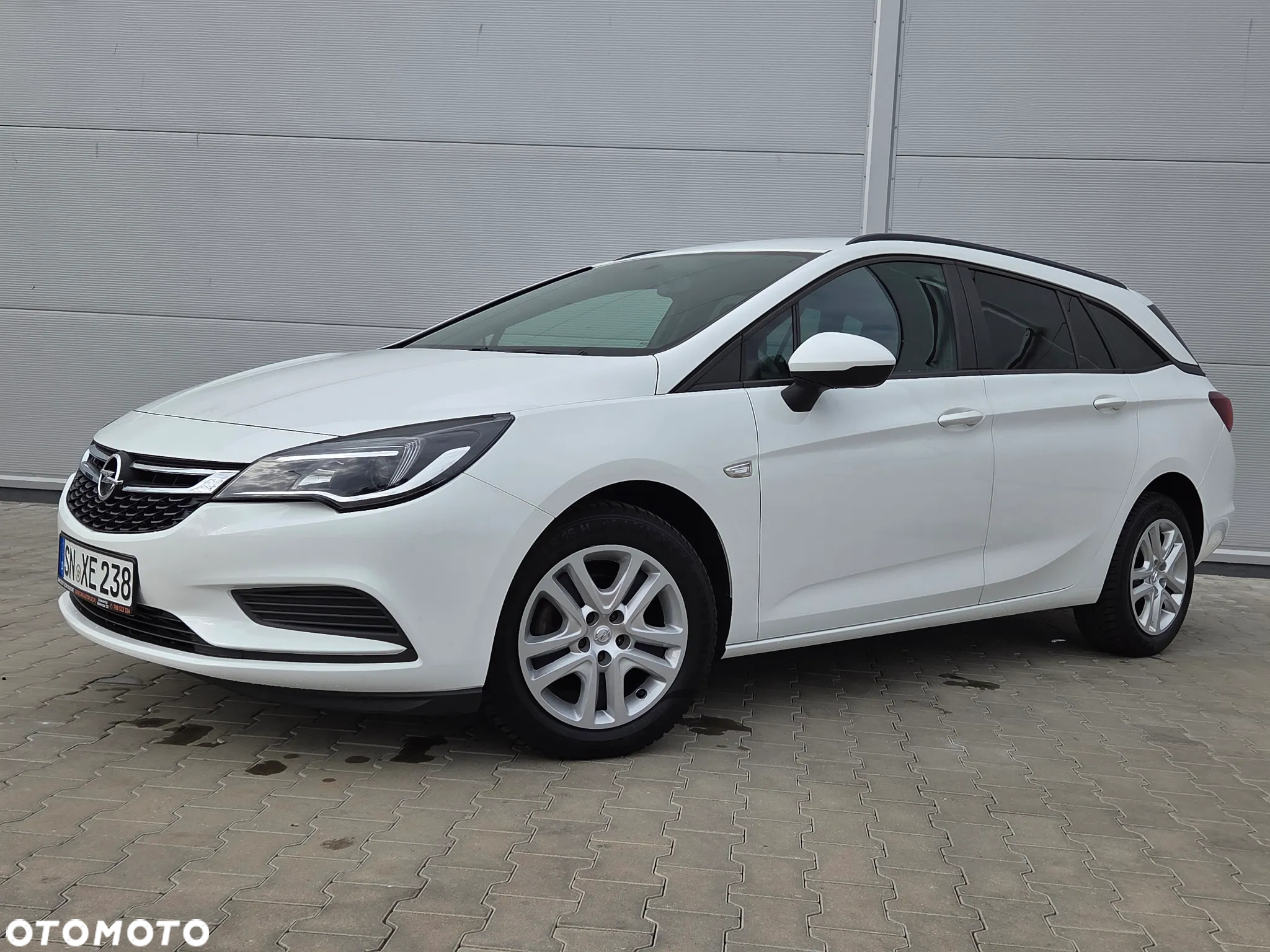 Opel Astra 1.6 D (CDTI) Sports Tourer Business - 12