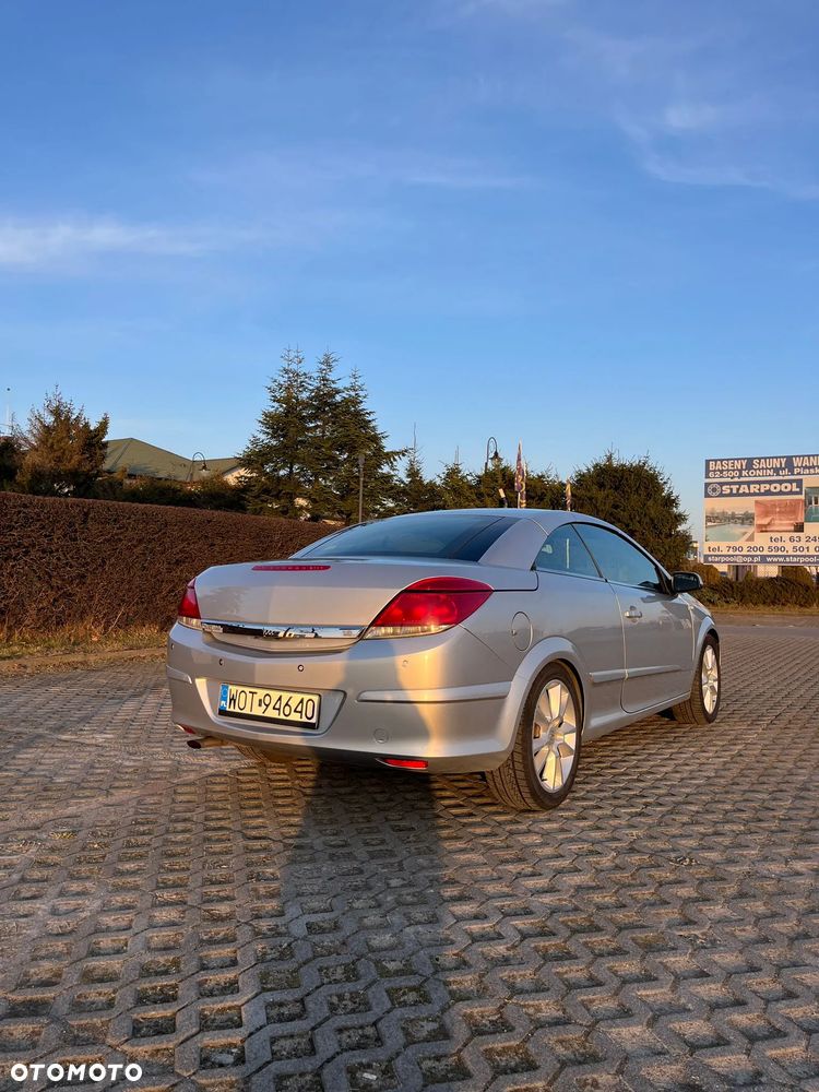 Opel Astra 1.8 Cosmo - 2
