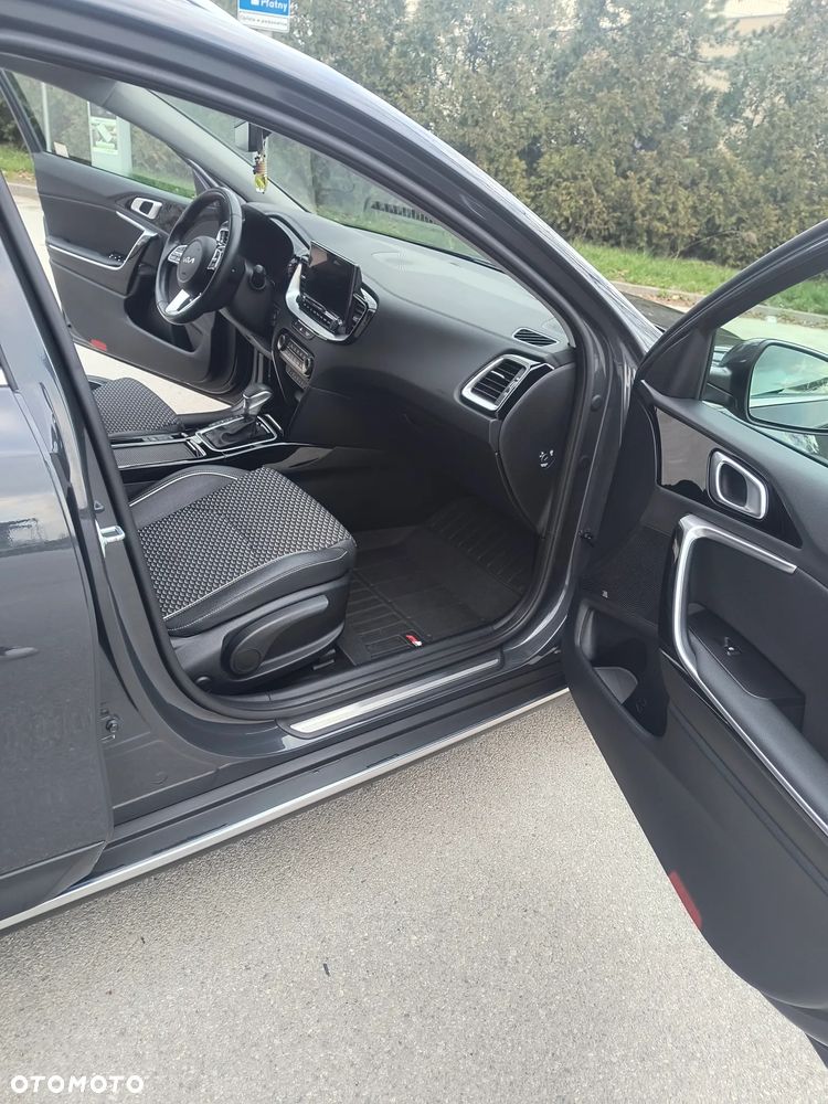 Kia XCeed 1.5 T-GDI Business Line DCT - 9