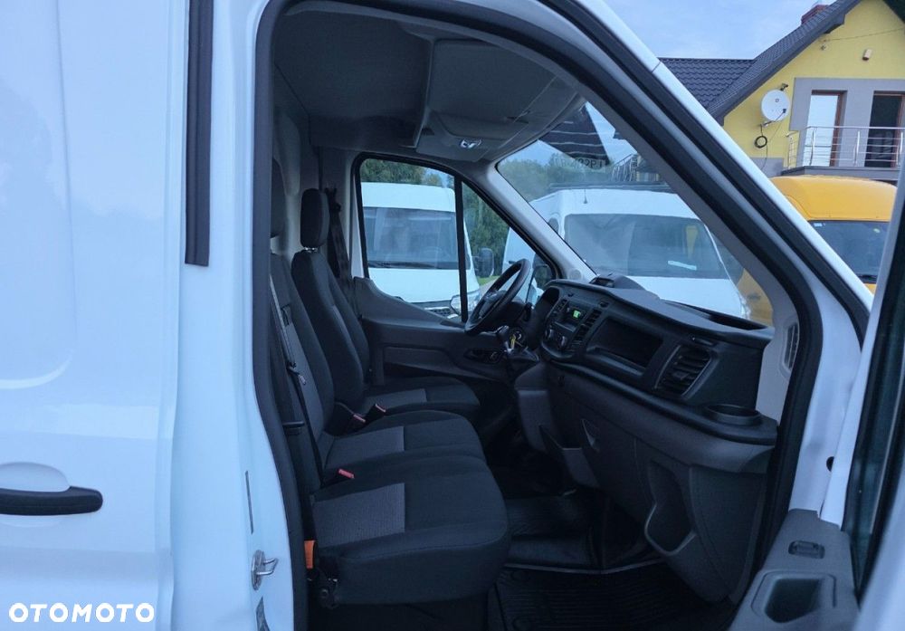 Ford Transit - 22