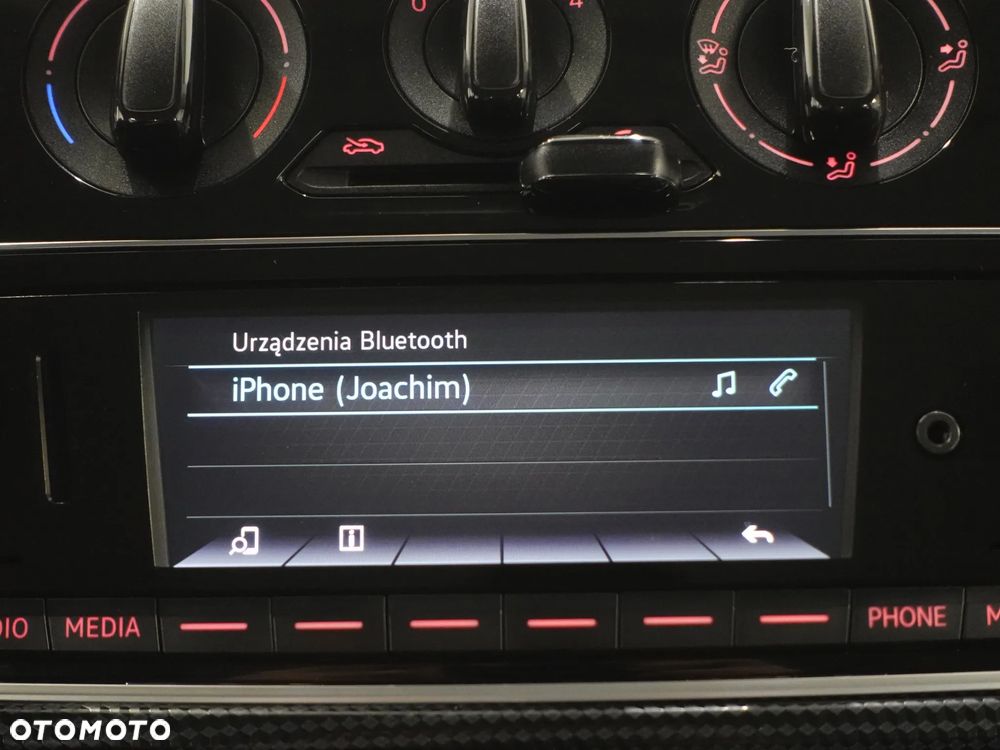 Volkswagen up! - 34