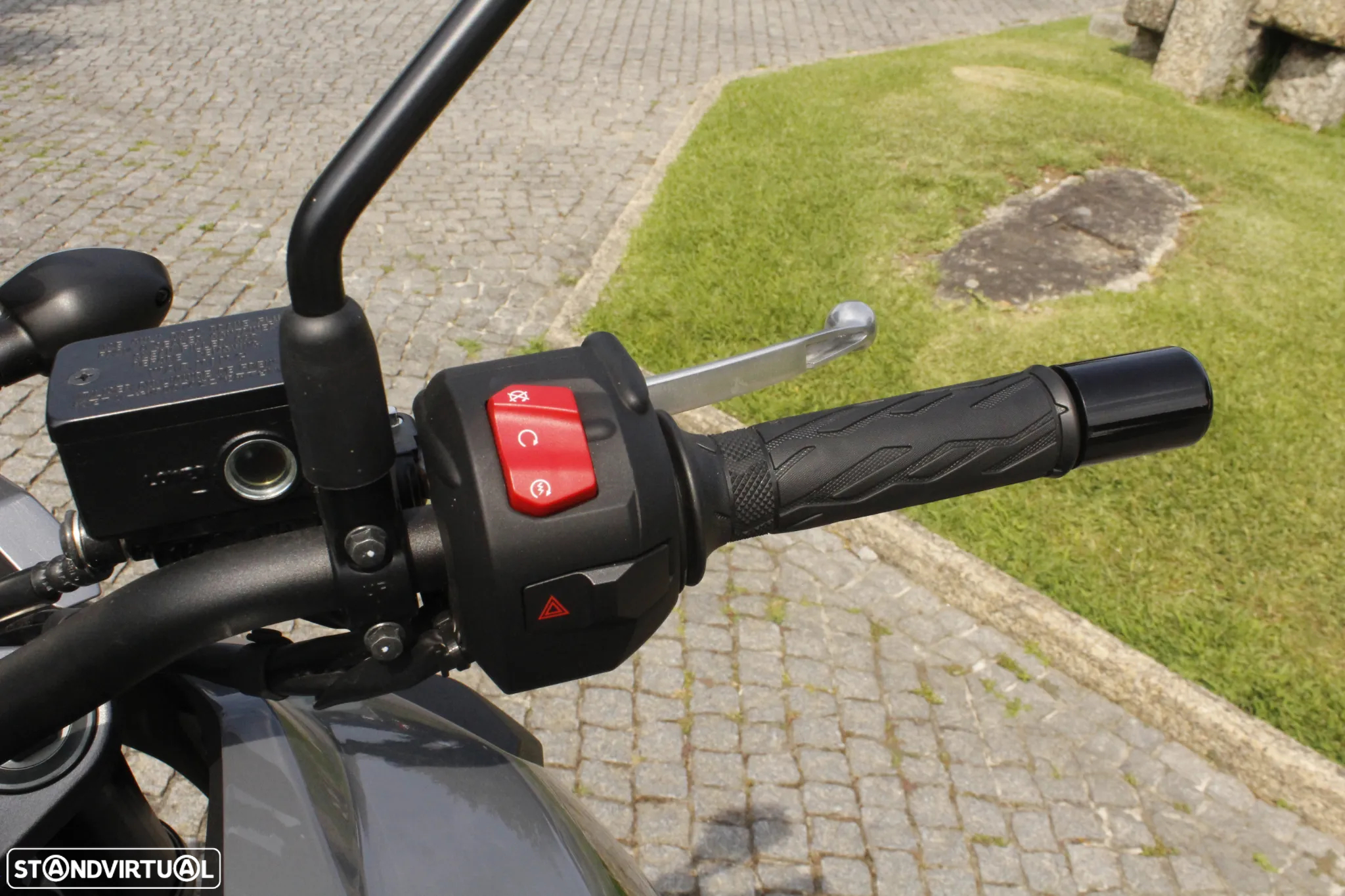 Suzuki DL V-Strom 1050 - 19