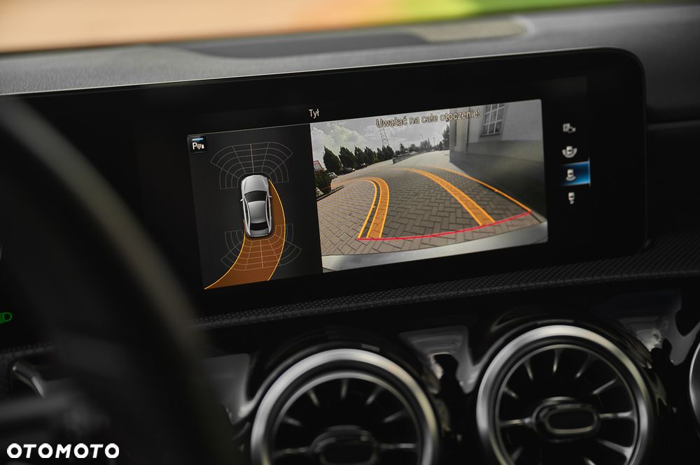 Mercedes-Benz Klasa A 220 d AMG Line 8G-DCT - 28