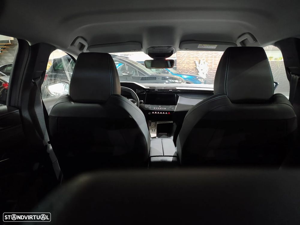 Peugeot 408 1.2 Hybrid Allure e-DCS6 - 3