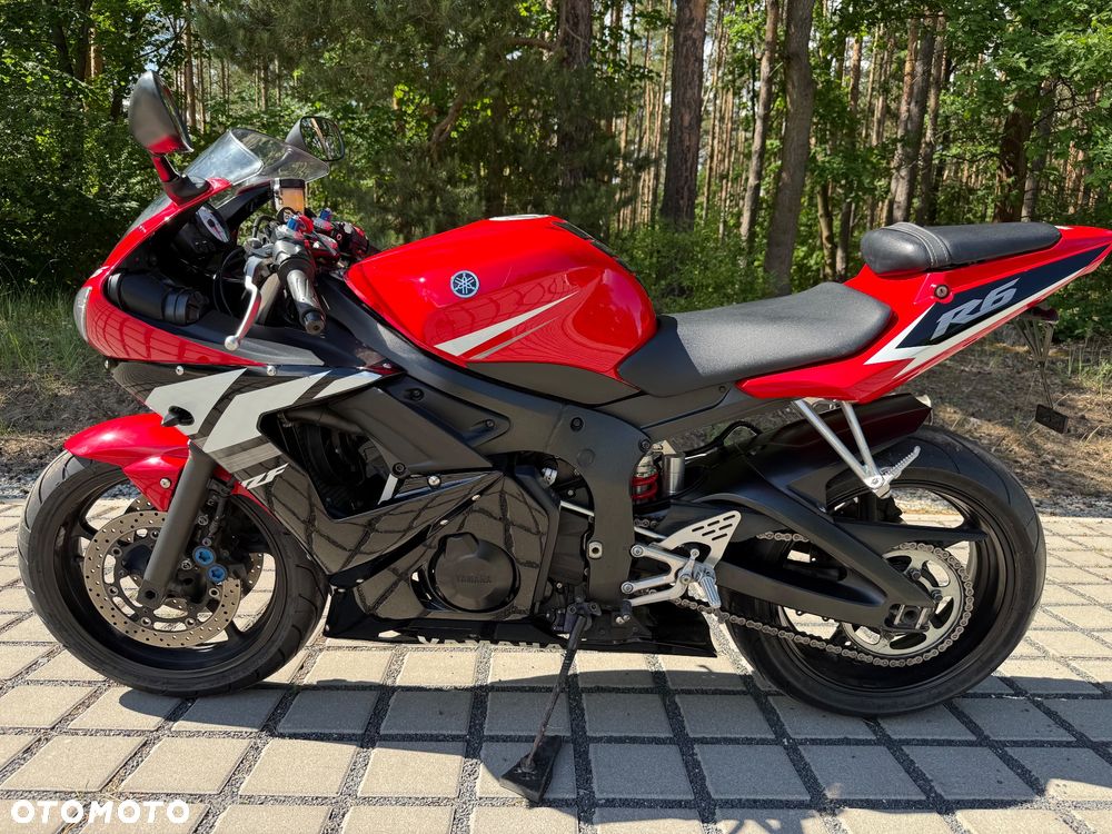Yamaha YZF - 4