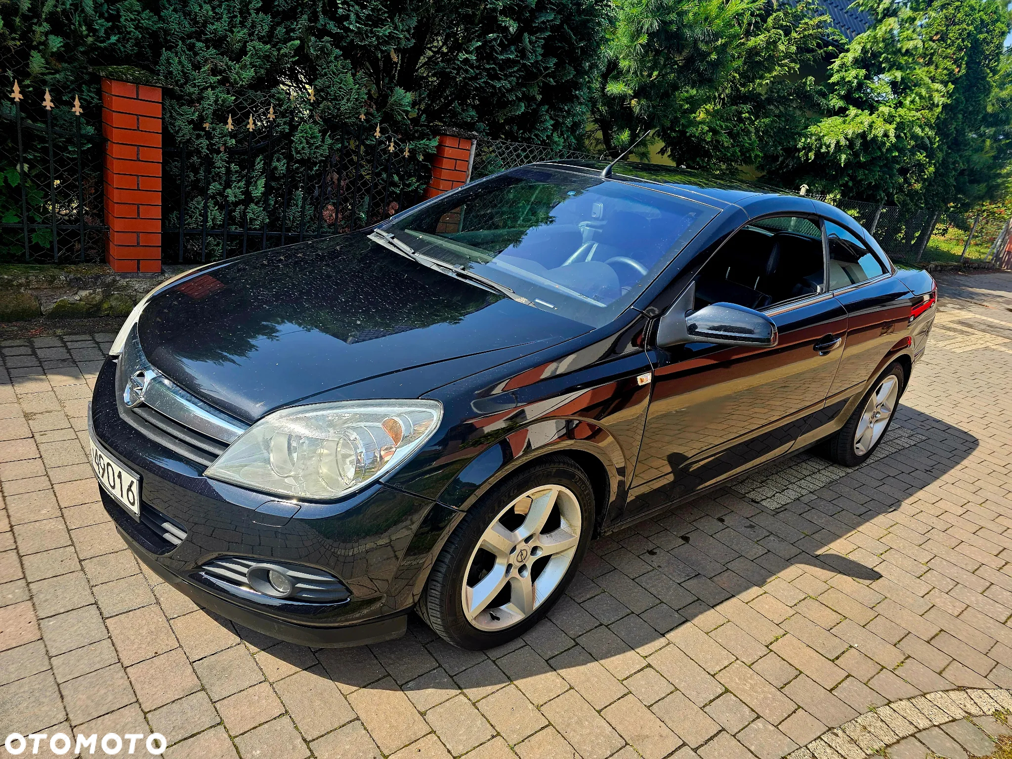 Opel Astra TwinTop 1.9 CDTI Cosmo - 9