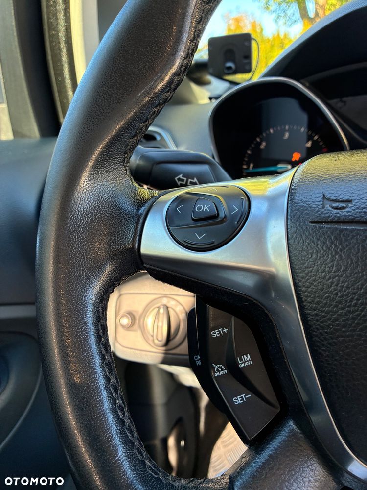Ford Grand C-MAX - 23