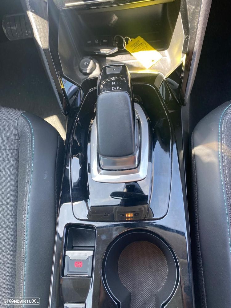 Peugeot e-208 50 kWh Allure - 8