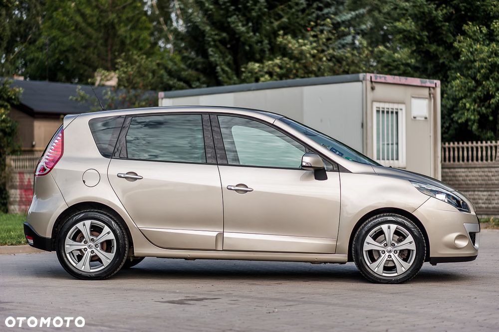 Renault Scenic - 15