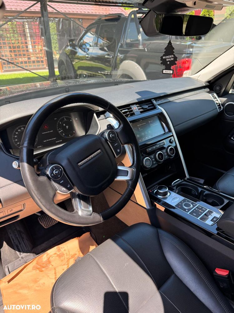 Land Rover Discovery 3.0 L TD6 HSE - 8