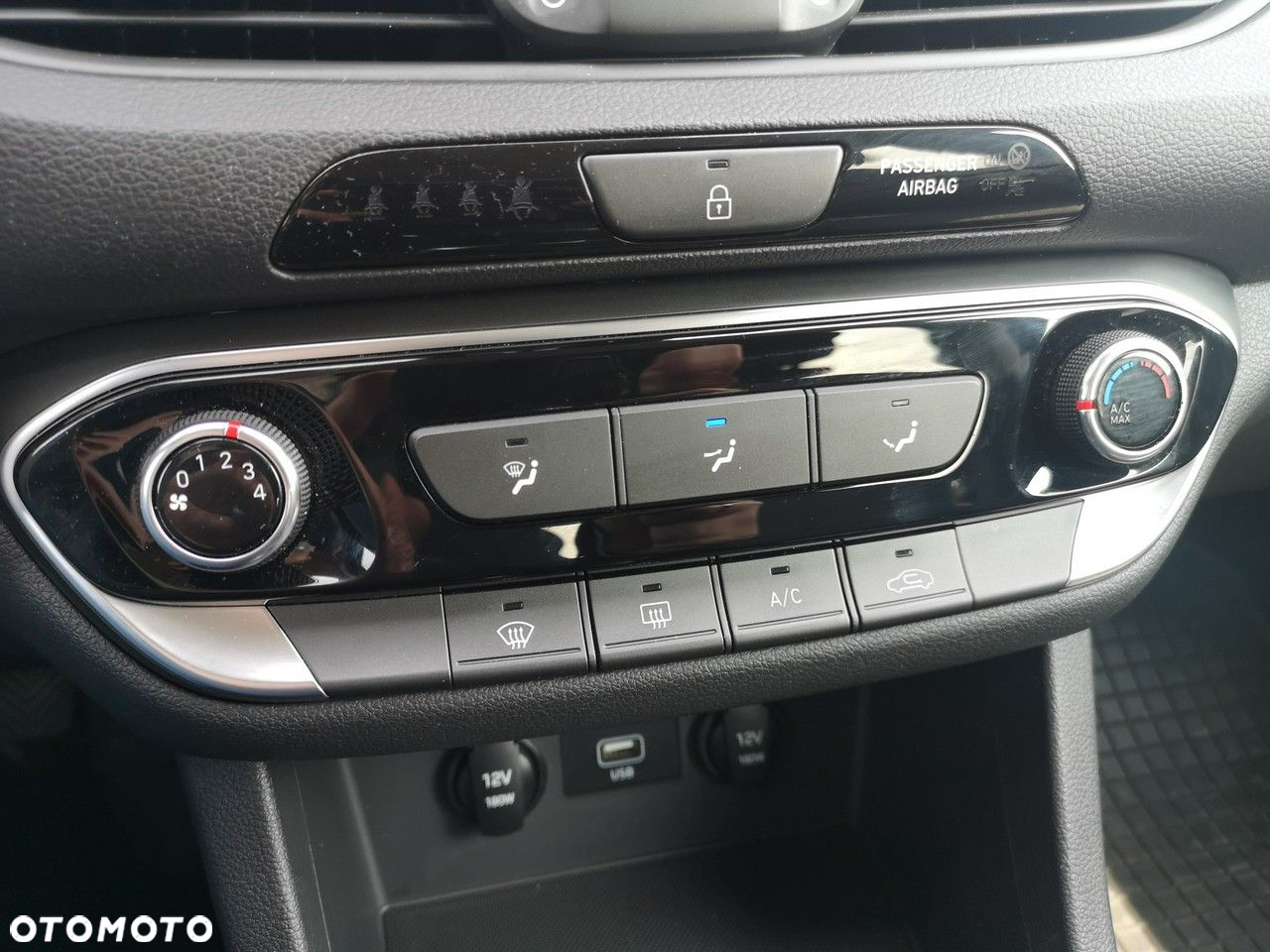 Hyundai i30 1.5 DPI Modern - 26
