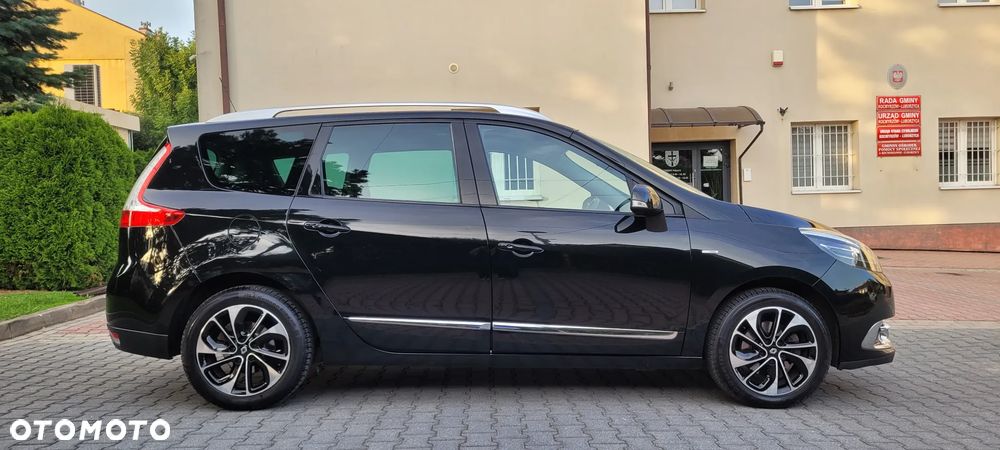 Renault Grand Scenic - 12