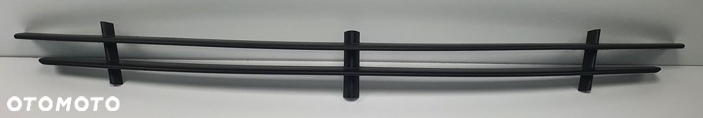 KRATKA ŚRODKOWA ZDERZAKA PRZÓD MERCEDES W220 LIFT A2208851023