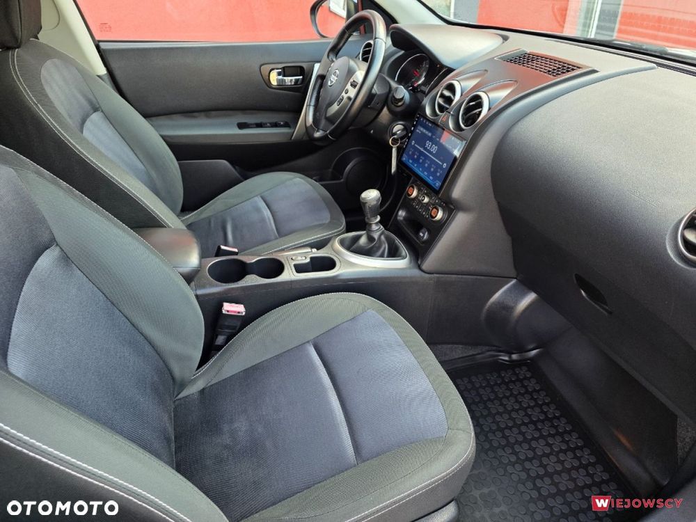 Nissan Qashqai+2 - 18