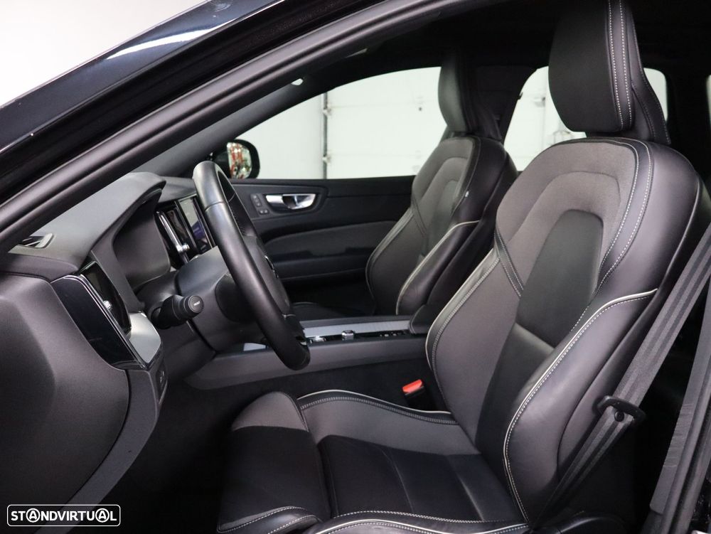 Volvo XC 60 2.0 T6 PHEV Black Edition AWD - 6