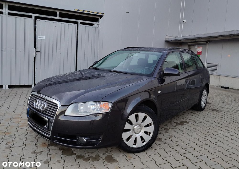 Audi A4 - 1