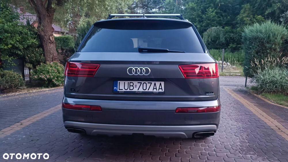 Audi Q7 - 9