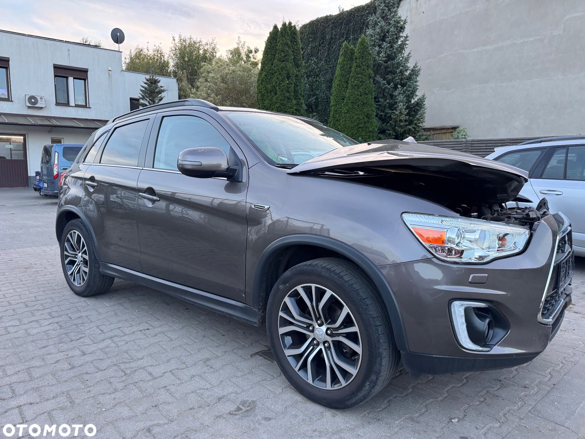 Mitsubishi ASX 1.6 2WD Diamant Edition - 1