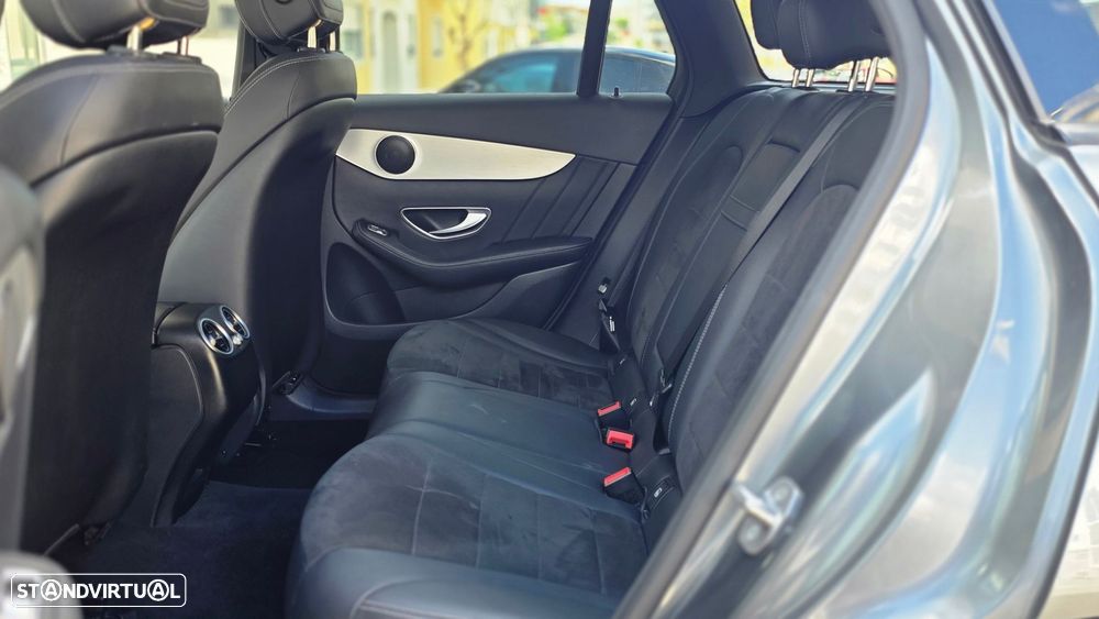 Mercedes-Benz GLC 250 d 4Matic 9G-TRONIC AMG Line - 13