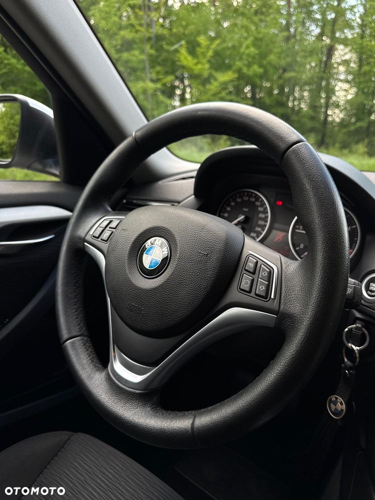 BMW X1 xDrive18d xLine - 26