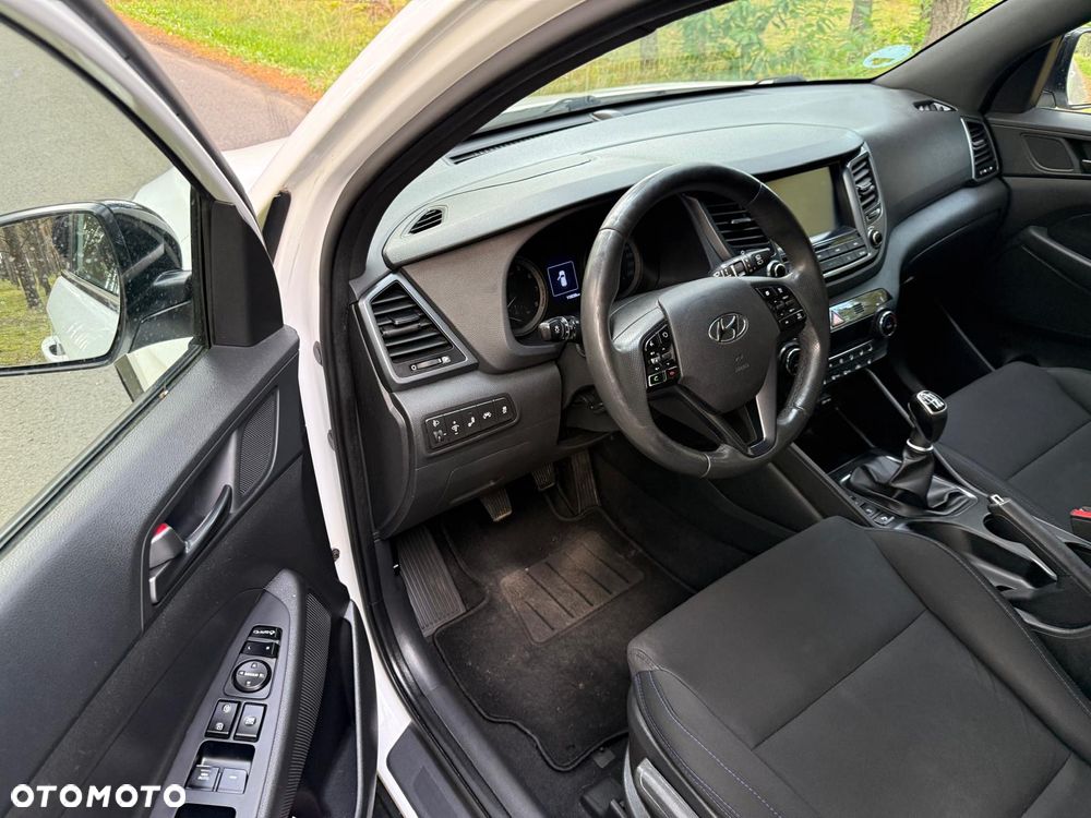 Hyundai Tucson blue 1.6 GDi 2WD Passion - 11