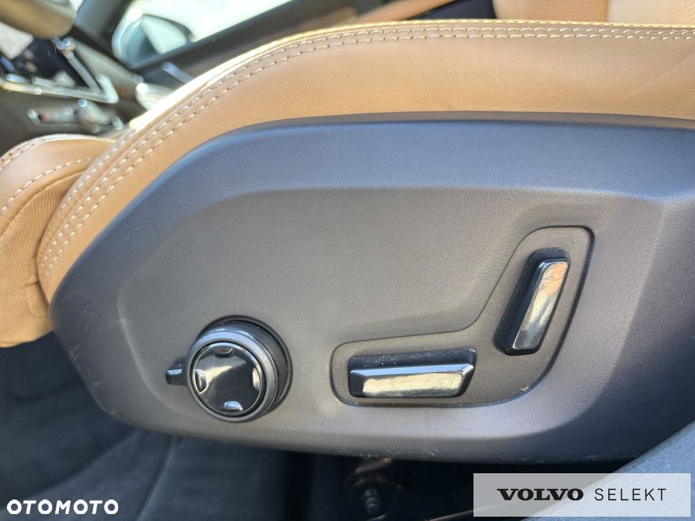 Volvo S90 - 12