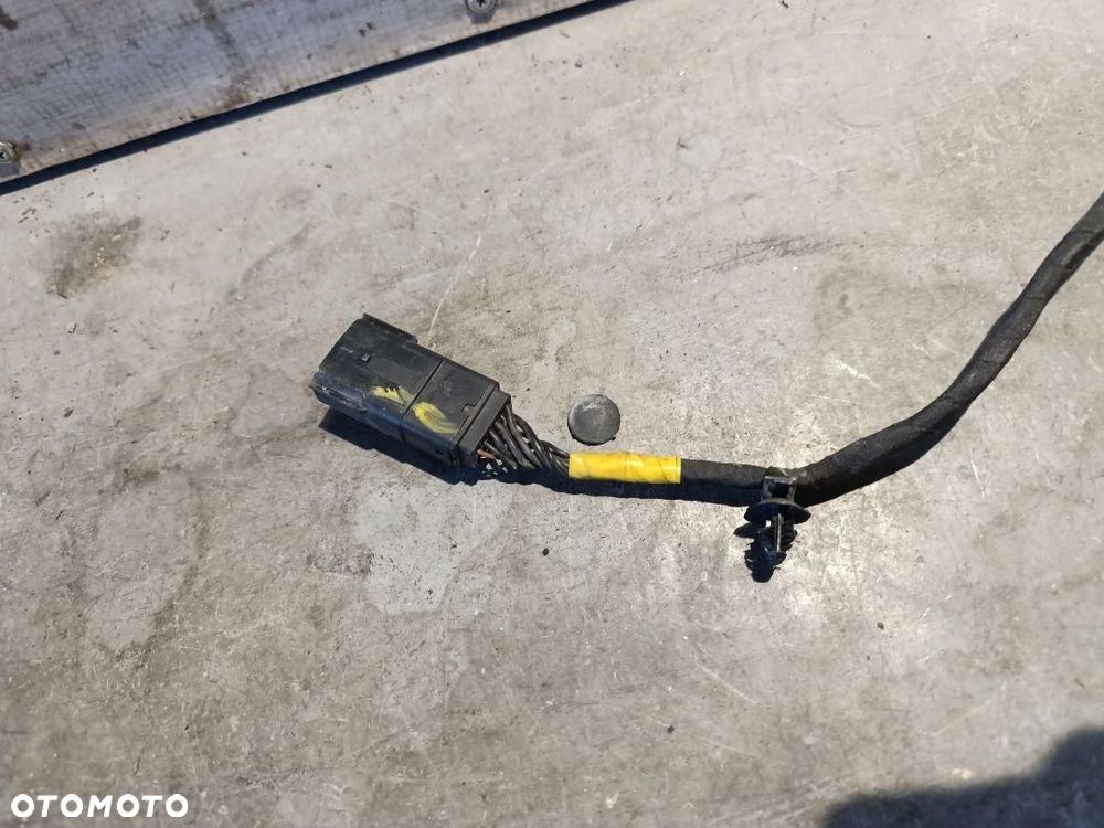 FORD RANGER VI LAMPA PRAWA TYŁ N1WB-13404-FE - 13