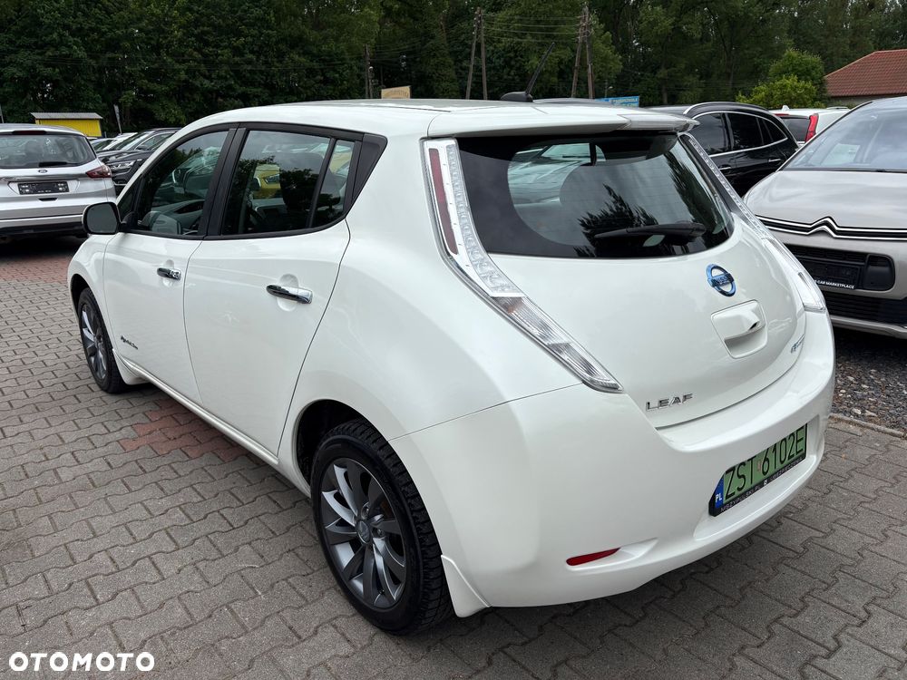 Nissan Leaf 30 kWh (mit Batterie) Tekna - 4