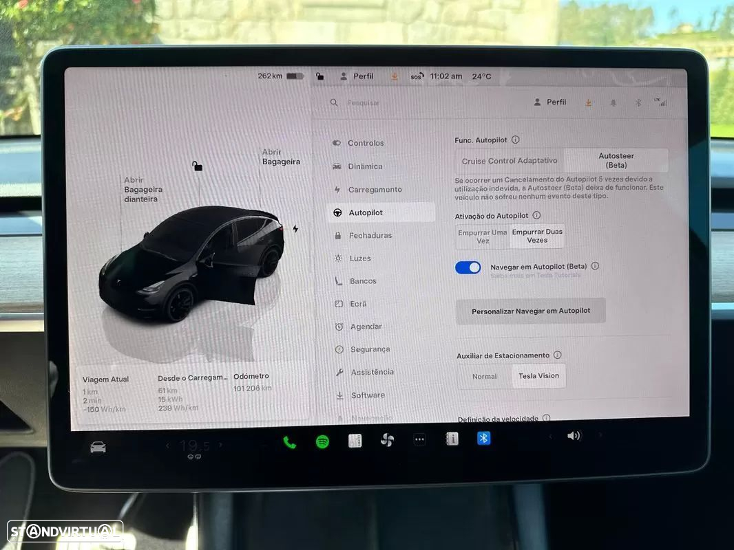 Tesla Model Y - 19