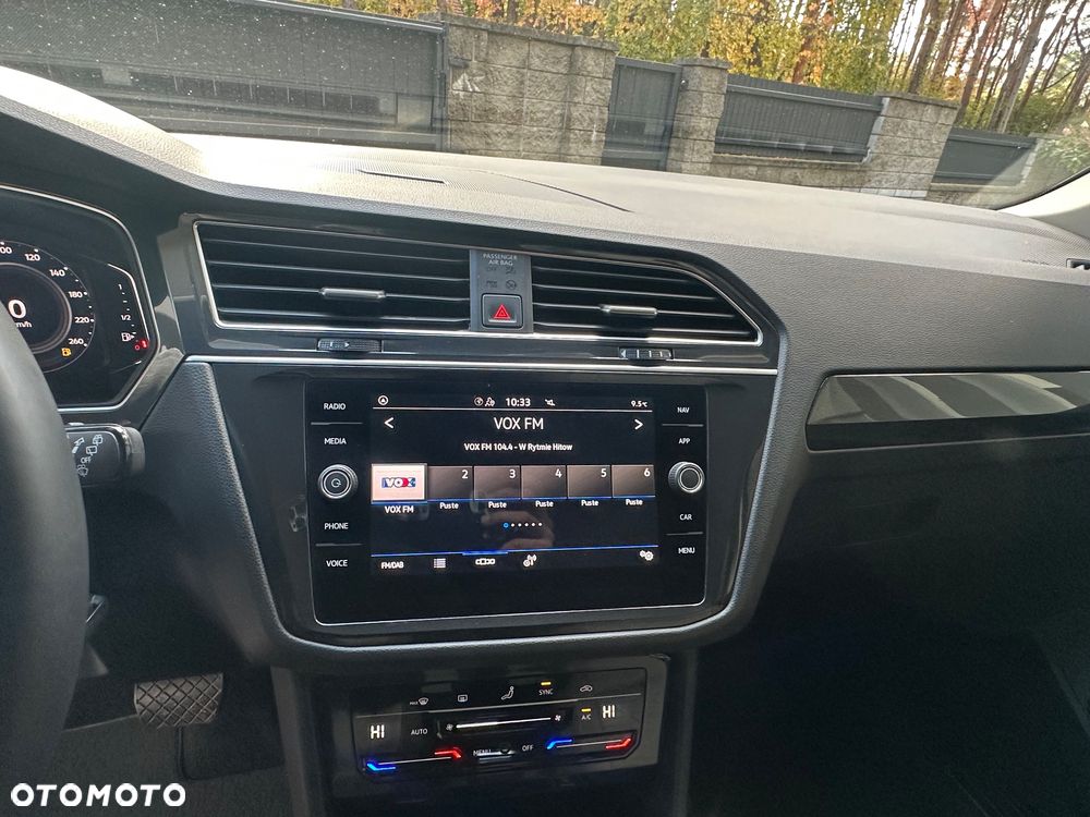 Volkswagen Tiguan ver-2-0-tdi-elegance-dsg - 25