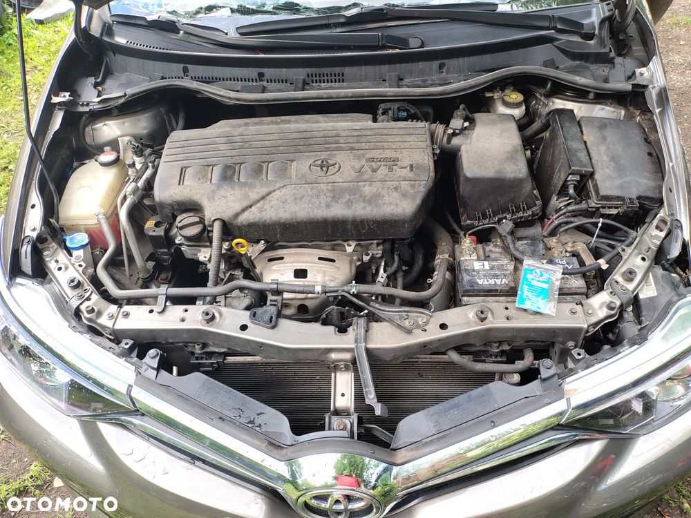 Toyota Auris 1.33 VVT-i Life - 2