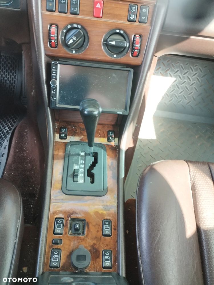 Mercedes-Benz W124 (1984-1993) - 8